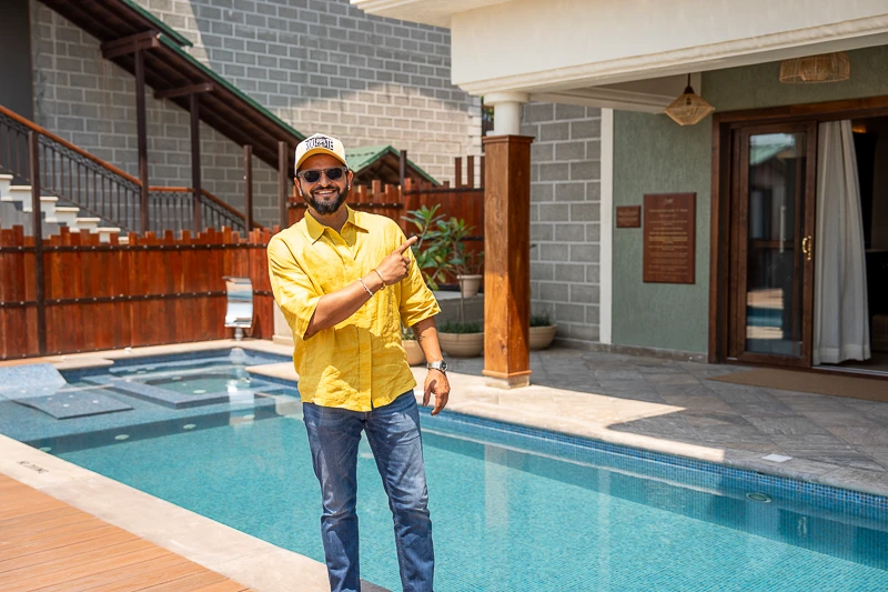 Suresh Raina at Aahana family pool villa